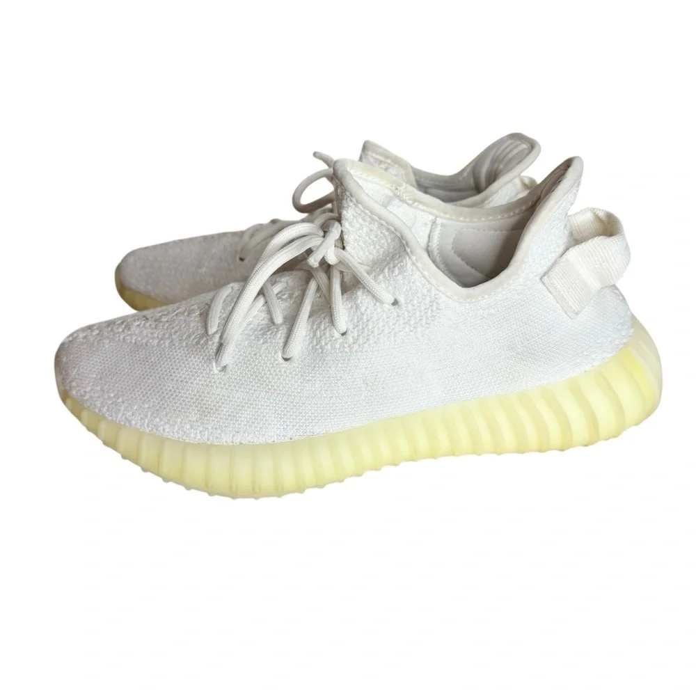 Adidas x Yeezy Boost 350 V2 Sneakers in Cream White size 7.5